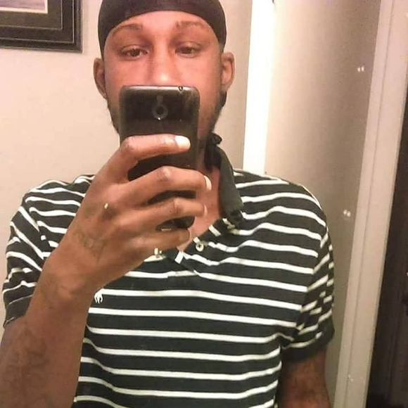 Meet your Posher, Spade - Picture 1 of 1